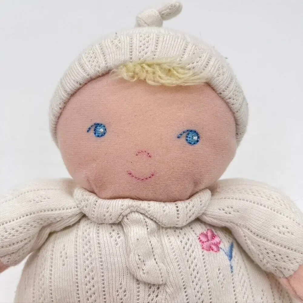 VINTAGE White Carter's Prestige Toy Blonde Blue Eyes Plush Baby Girl Doll Rattle